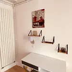 Jeff Hotel