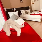 Jeff Hotel