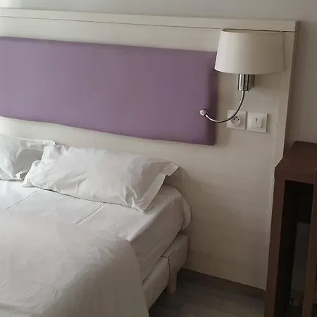 Hotel Jeff 2*